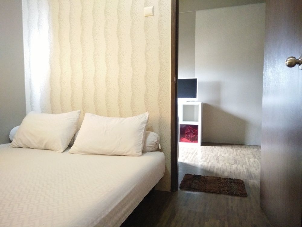 Ananda Apartments @ Suites Metro Cicadas ภายนอก รูปภาพ